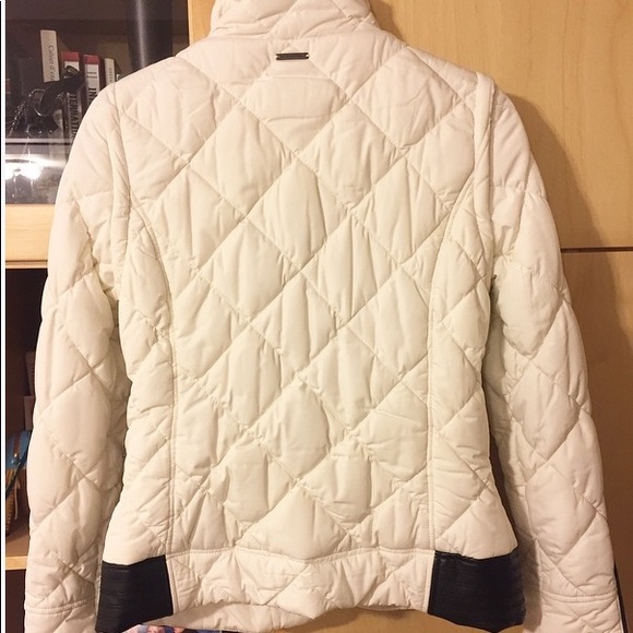 White Andrew Marc jacket detachable sleeves - Picture 3 of 3